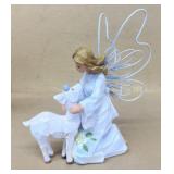 Angel accent figure