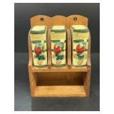 Salt, pepper, cinnamon shaker