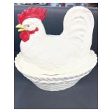 Hen on nest cookie jar
