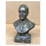 Franklin Roosevelt bust
