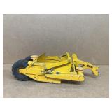 Caterpillar scraper