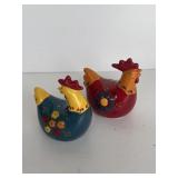 Chicken salt and pepper shakers