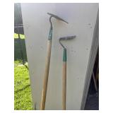 Long handled yard tools hoe