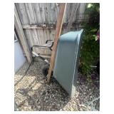 Wheelbarrow