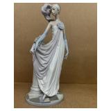 Lladro socialite of the 20s 5283