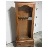 Gun cabinet