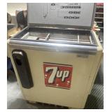 7-Up cooler vintage