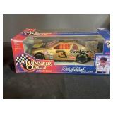 Dale Earnhardt winner Circle 124 scale 50th