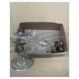 Oil lamp and extra globes