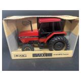 Ertl case international 5140 tractor 1/16 scale