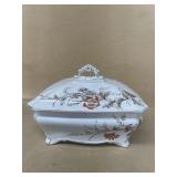 Ridgeway casserole dish, England