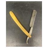 The artist straight razor