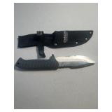 CAMILLUS titanium hunting knife