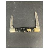 Double bladed pocket knife