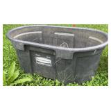 100 Gal. Rubbermaid Stock Tank