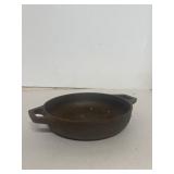 Cast-iron casserole skillet