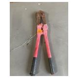 Bolt cutter