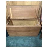 Blanket chest