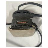 Black & Decker quick finish palm sander