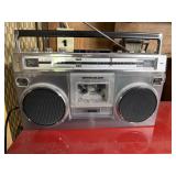 Retro glow stereo