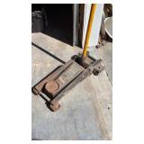 Craftsman floor, jack
