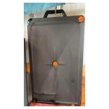 Oil retrieving jug