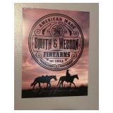 Smith & Wesson sign