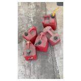 Gas can grouping