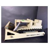 Structo bulldozer