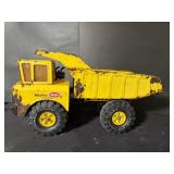 Tonka yellow construction truck