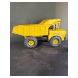 Mighty Tonka dump truck