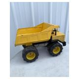 Tonka yellow construction truck