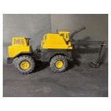 Tonka excavator 975