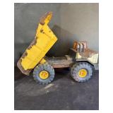 Tonka construction work truck