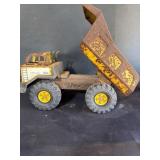 Tonka truck construction dump