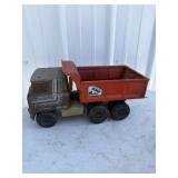 Ertl automatic dump truck