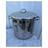 Stew pot