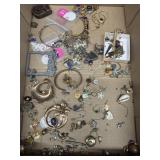 Miscellaneous jewelry, parts, and pieces some