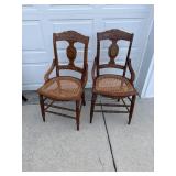 Early wicker bottom chair