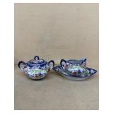 Oriental cream and sugar