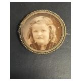 Antique photo PIN of little girl