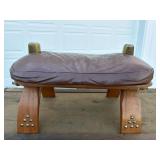 Camel seat