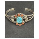Sterling silver bracelet with turquoise stone