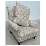 Stuffed armchair