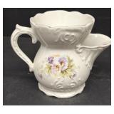 Tea pourer
