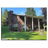 Impressive FARMSTEAD offered on 29 Acres