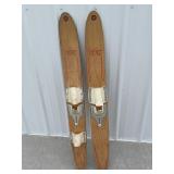 NASH mercury water skis