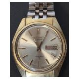 SEIKO AUTOMATIC menï¿½s watch *runs keeps time*