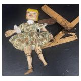 Marinette Girl, Earl