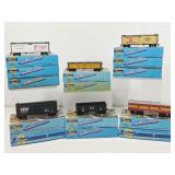 14 Athearn HO Train Cars